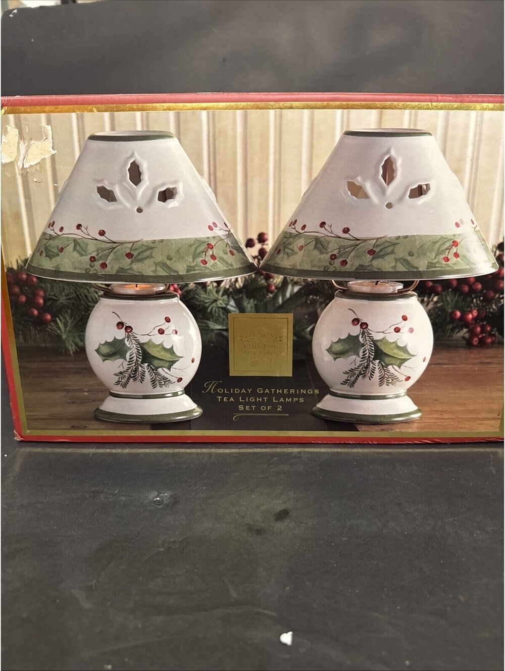 Vintage Lenox Holiday Gatherings Holly & Berry Ceramic Tea light Lamps 8.5” H